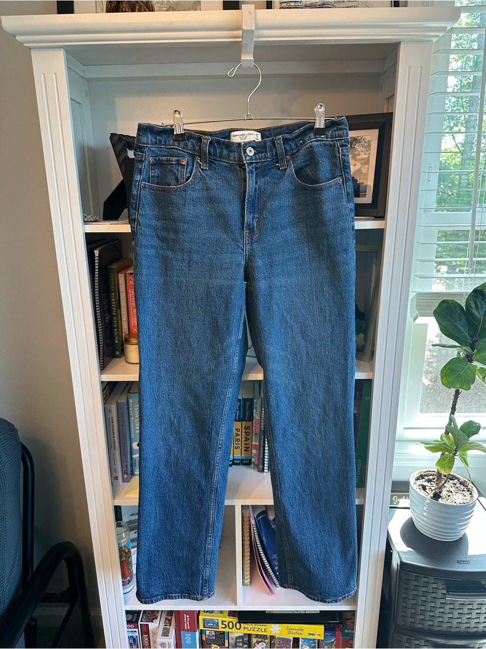 Abercrombie & Fitch Mid-Rise Straight Jeans in Blue Denim